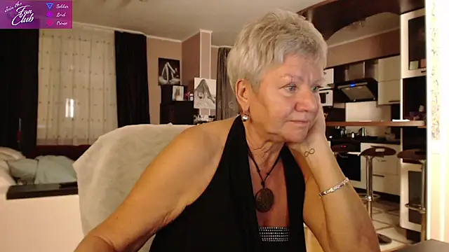 roxana brooks online show from December 16, 2024, 5:43 pm