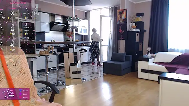 Snapshot of roxana_brooks chatting on February 18, 2026, 2:24 pm roxana brooks online show from February 18, 2026, 2:24 pm