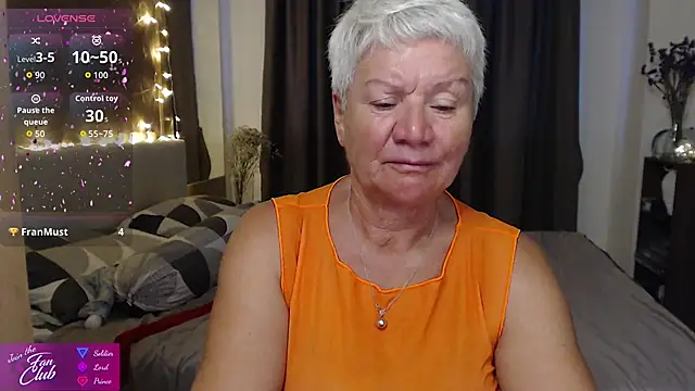 Snapshot of roxana_brooks chatting on May 26, 2026, 11:39 am roxana brooks online show from May 26, 2026, 11:39 am