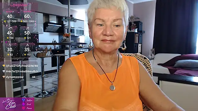 Snapshot of roxana_brooks chatting on June 21, 2026, 2:41 pm roxana brooks online show from June 21, 2026, 2:41 pm