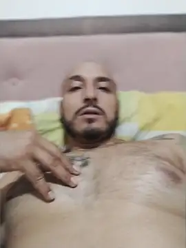 Snapshot of KenllyH chatting on March 24, 2026, 3:55 am KenllyH online show from March 24, 2026, 3:55 am