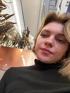 ValenciaShock online show from March 19, 2026, 6:39 am