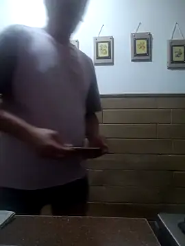 LuqenZo online show from February 8, 2026, 4:16 am