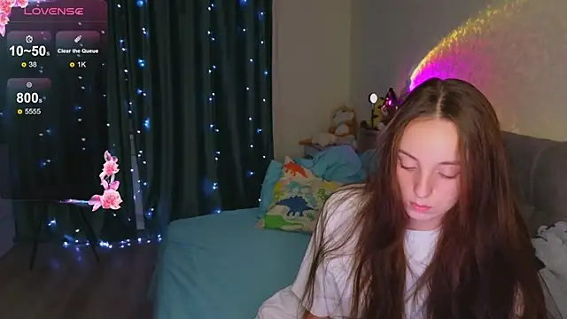 Silver rains online show from November 8, 2025, 5:01 pm