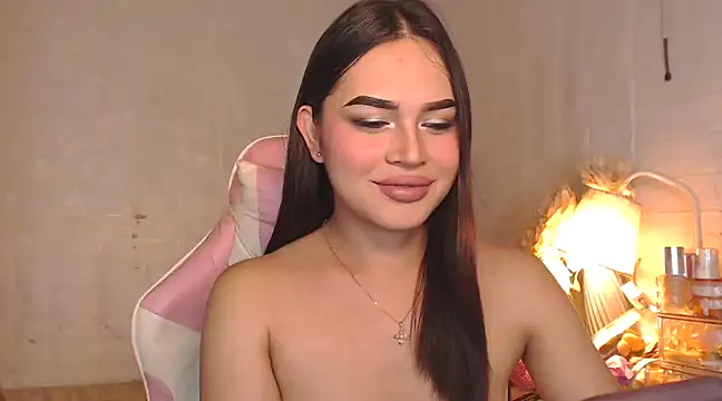 Ashely Lewis online show from February 17, 2025, 1:10 pm