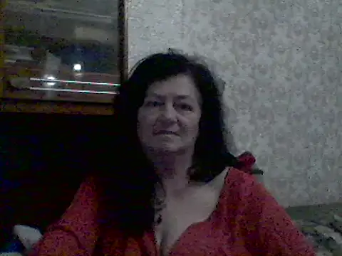 GypsiQueen2 online show from February 9, 2025, 10:32 pm