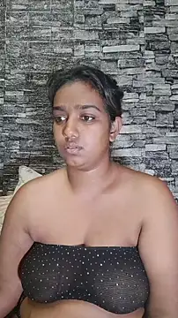 Xindias fantasyX online show from November 7, 2025, 7:03 pm