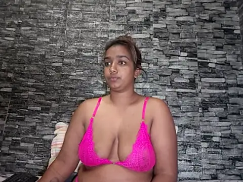 Xindias fantasyX online show from February 16, 2026, 5:53 pm