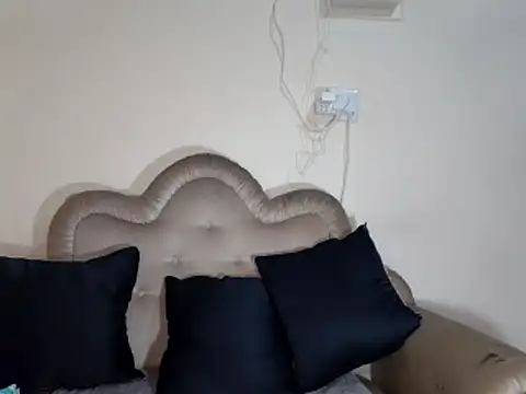Snapshot of Xindias_fantasyX chatting on June 3, 2026, 7:41 pm Xindias fantasyX online show from June 3, 2026, 7:41 pm