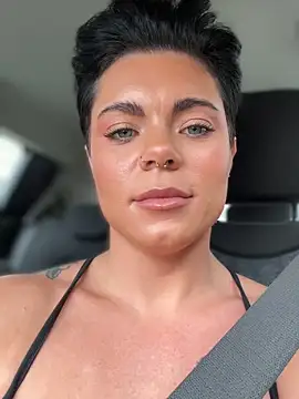 LukeLouHarvey online show from September 18, 2025, 4:47 am