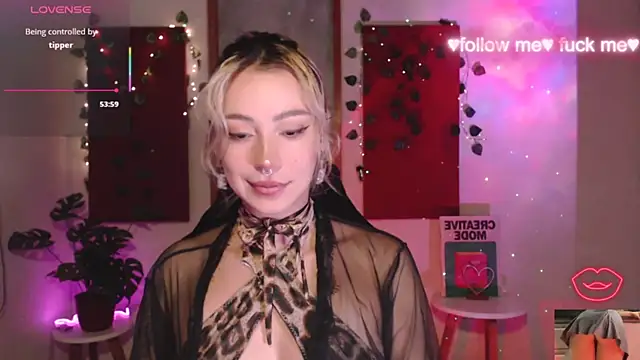 sakura beauty online show from April 8, 2026, 9:31 am