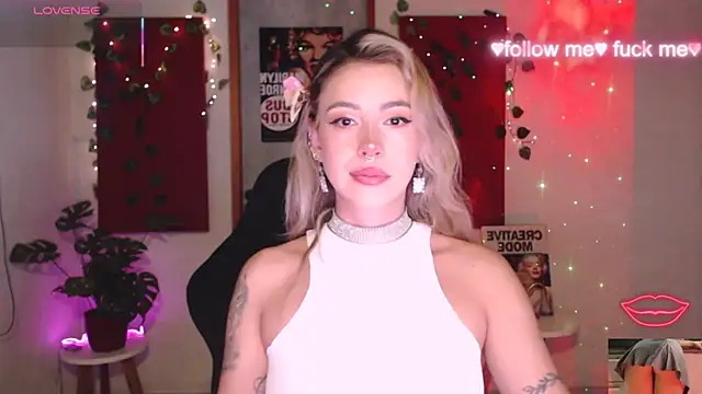 sakura beauty online show from April 9, 2026, 9:36 am