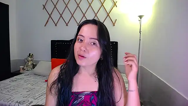 naughty girl 4u online show from October 4, 2025, 2:48 pm