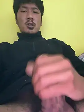 juniiorre online show from March 13, 2026, 9:16 am