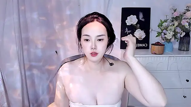 SHY- -girl online show from July 9, 2026, 12:53 pm