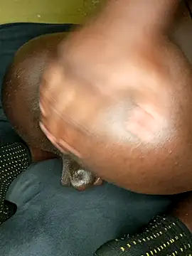 Snapshot of Texanguy01 chatting on February 26, 2025, 9:53 am Texanguy01 online show from February 26, 2025, 9:53 am