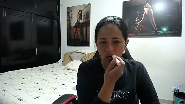 sharoon cheerry online show from February 21, 2026, 1:23 pm