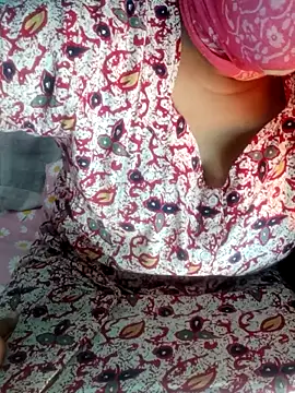 Snapshot of Bengali-boudi chatting on February 7, 2026, 6:11 pm Bengali-boudi online show from February 7, 2026, 6:11 pm