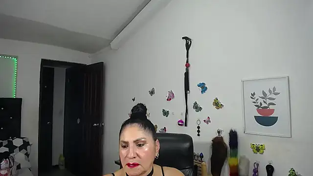 Snapshot of mature_bigboobs10 chatting on January 11, 2026, 4:28 am mature bigboobs10 online show from January 11, 2026, 4:28 am