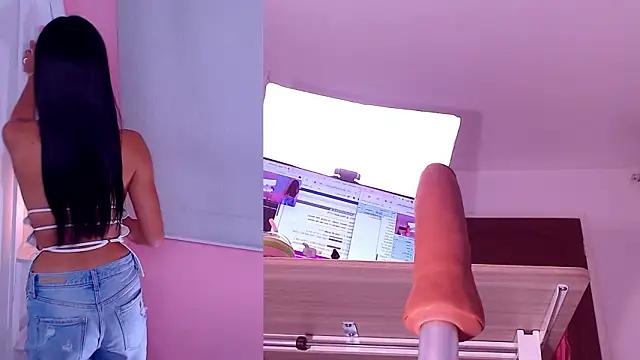 Sweet Susie  online show from February 17, 2026, 8:15 pm