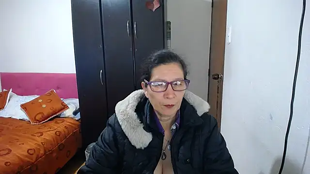 Snapshot of latin49 chatting on July 11, 2026, 6:16 am latin49 online show from July 11, 2026, 6:16 am