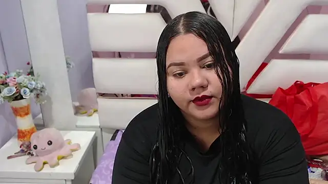 ValenTitis online show from March 10, 2025, 7:50 pm