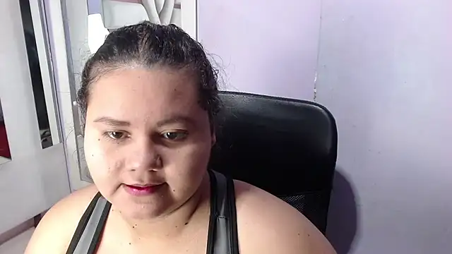 ValenTitis online show from November 21, 2025, 8:51 pm