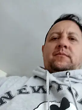 vergon10699 online show from December 2, 2024, 4:09 pm