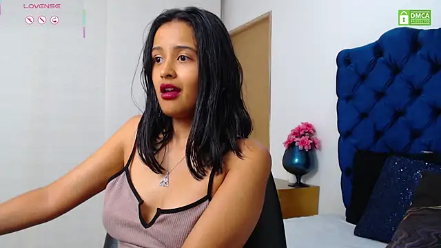 Lili666  online show from April 9, 2026, 6:19 am