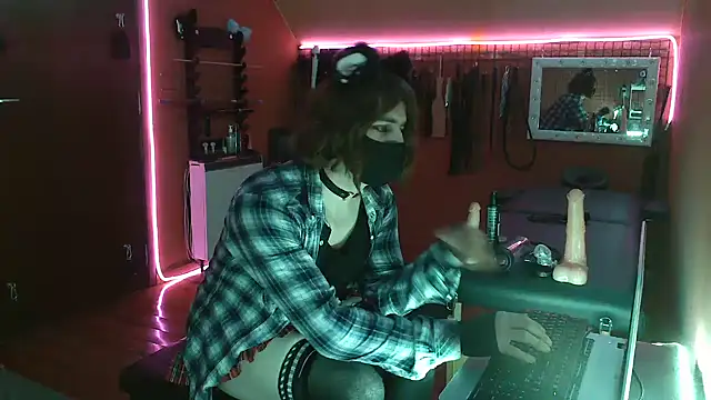 Ginny-the-bdsm-nympho online show from March 9, 2025, 6:00 pm