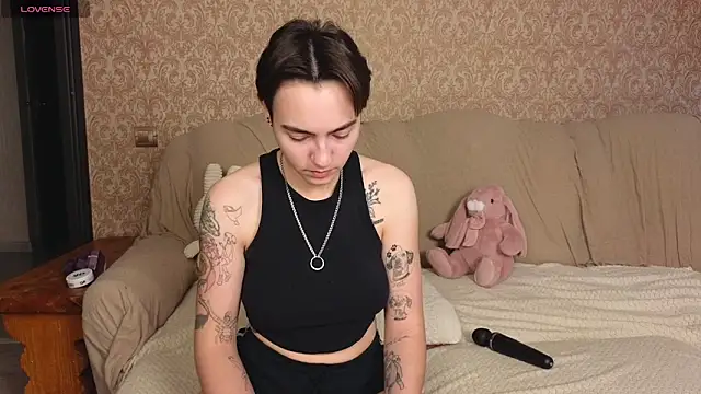 twobabesweet online show from June 11, 2026, 3:37 am