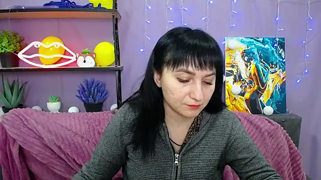 NinaFlawlees online show from January 24, 2025, 11:45 pm