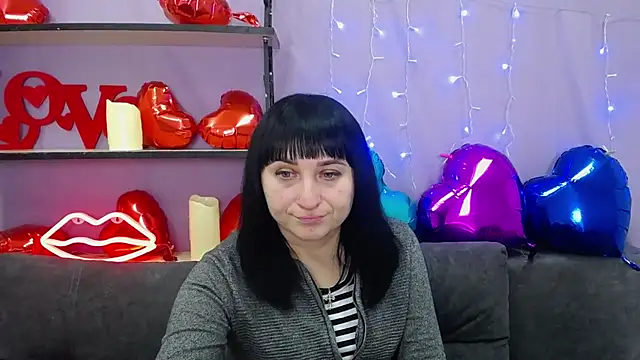 NinaFlawlees online show from March 1, 2025, 6:54 pm