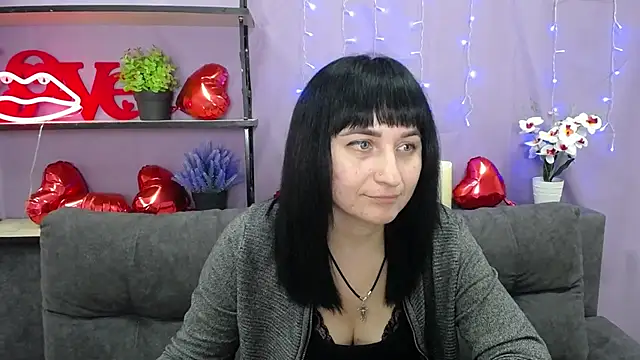 NinaFlawlees online show from March 7, 2025, 7:27 pm