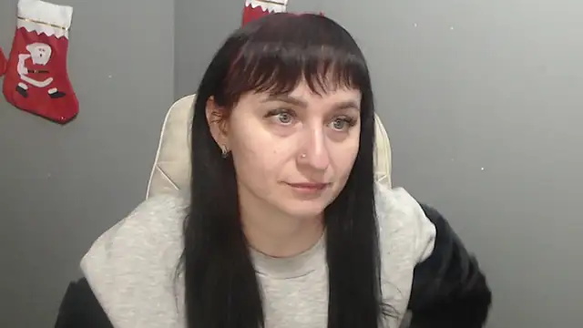 NinaFlawlees online show from January 8, 2026, 1:02 pm