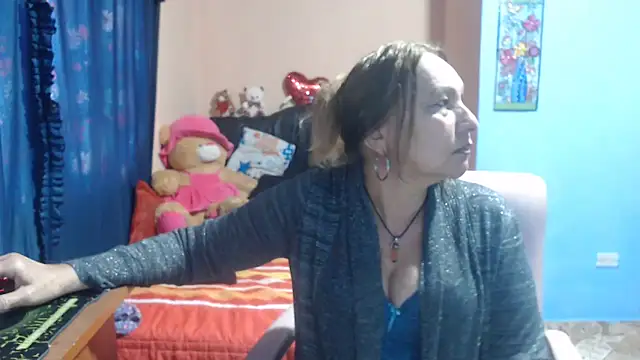 milfeddy  online show from March 6, 2025, 4:28 pm