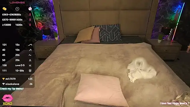 AfinaAmmor online show from December 6, 2024, 10:08 pm