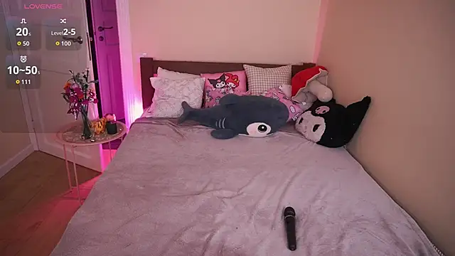 PenellopaRaw online show from November 15, 2025, 12:19 am