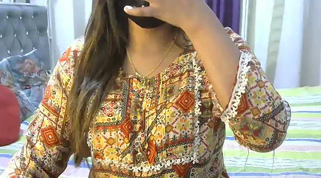 cutebengaligirl online show from March 22, 2025, 6:00 am