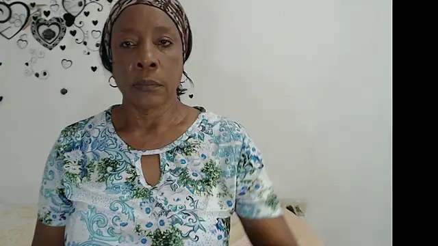 RoosePaarker online show from December 17, 2025, 10:49 pm