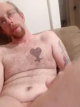 Snapshot of TaylorBlaze chatting on November 16, 2025, 4:29 am TaylorBlaze online show from November 16, 2025, 4:29 am