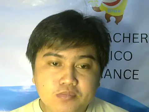 Yummy Tommy21 online show from September 18, 2025, 6:10 pm