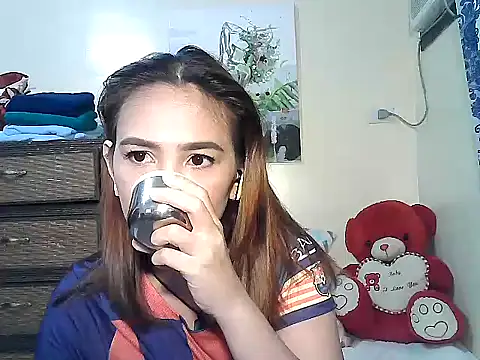 Kisses-13 online show from November 18, 2025, 11:03 am