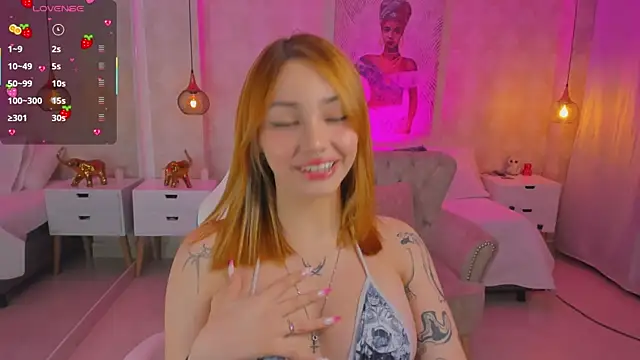 LITTLE-VIVI online show from October 2, 2025, 3:13 am