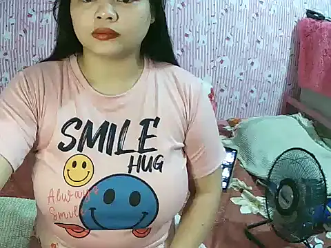 Snapshot of shaira4u chatting on April 12, 2026, 8:03 pm shaira4u online show from April 12, 2026, 8:03 pm