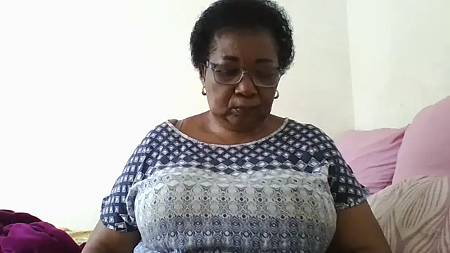 KinkyRicoSaisyours online show from April 10, 2026, 12:21 pm