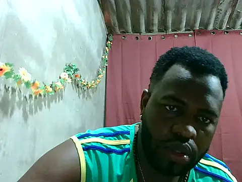 2ocmaxi online show from October 4, 2025, 7:12 pm