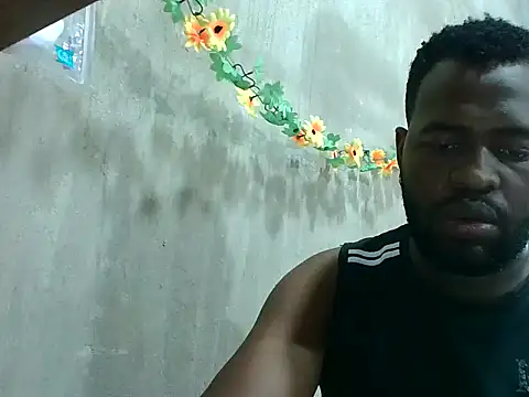 2ocmaxi online show from October 11, 2025, 5:55 pm