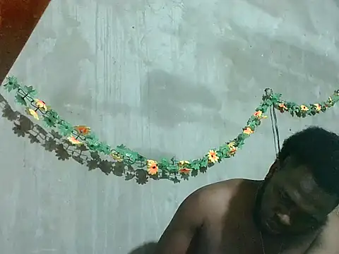 2ocmaxi online show from February 22, 2026, 6:17 pm