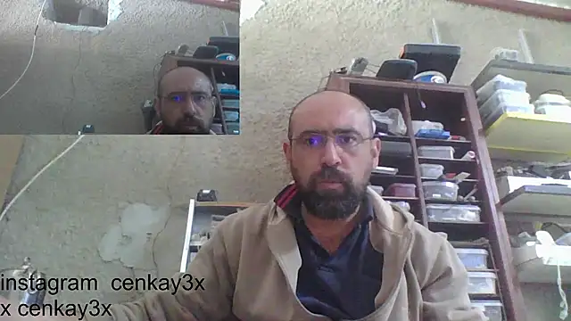masculine bear daddy online show from February 17, 2025, 11:02 am